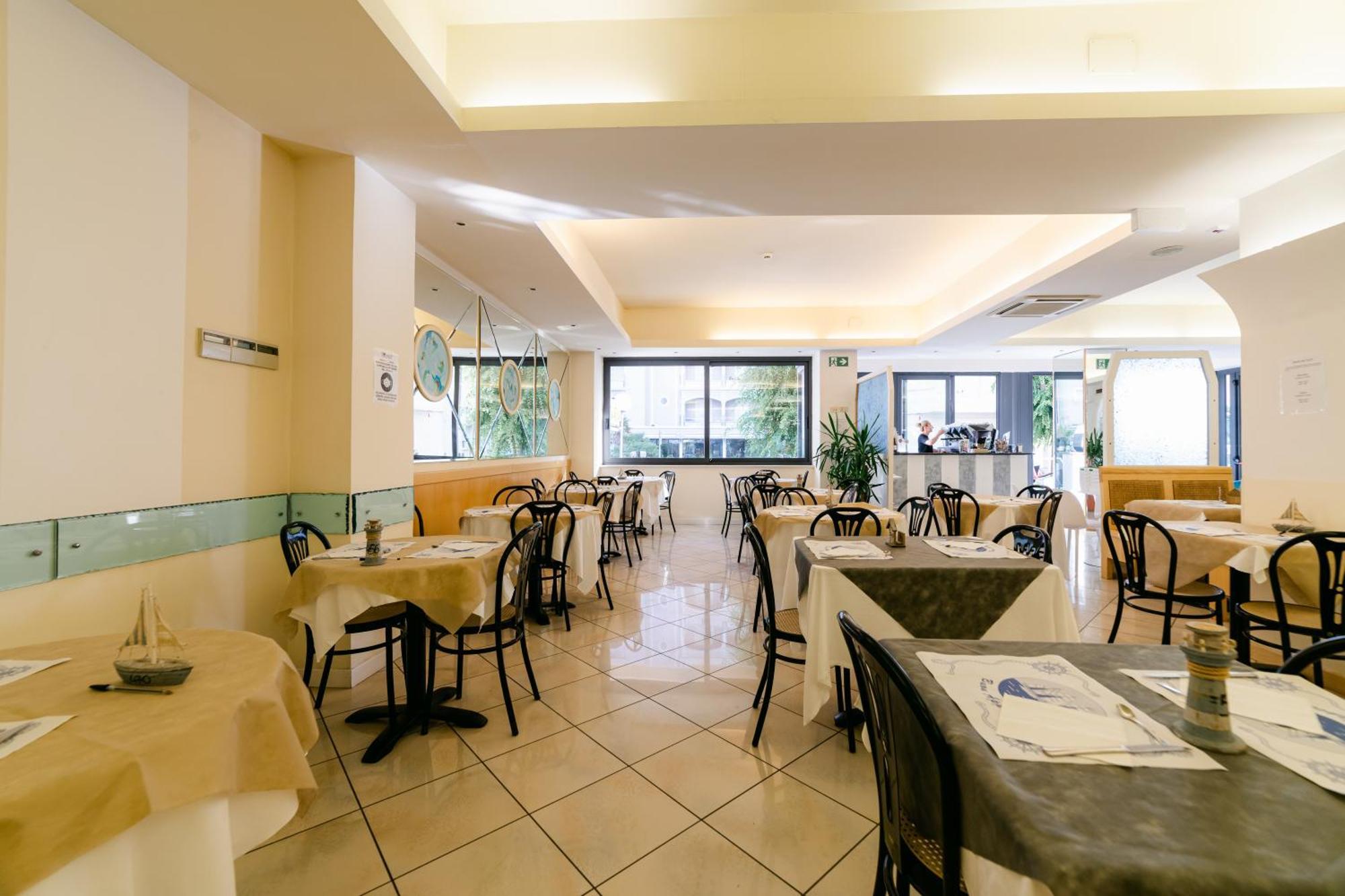 Hotel Golf Cattolica Exterior foto